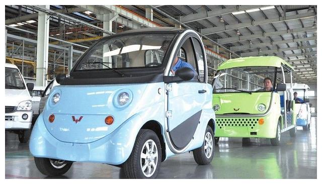 新能源車市遇冷？為何消費(fèi)者與銷售端雙雙“謹(jǐn)慎觀望”