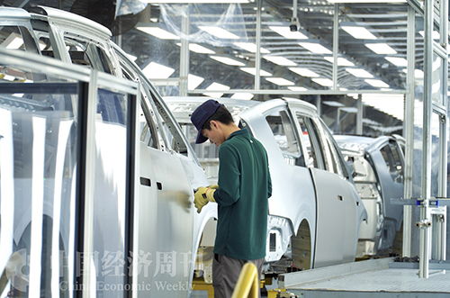 理想汽車“超級大腦” 驅動智能工廠革命，引領小車銷售新未來